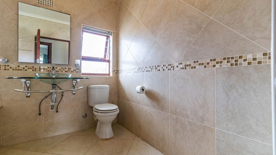 3 Bedroom Property for Sale in Beacon Bay Eastern Cape